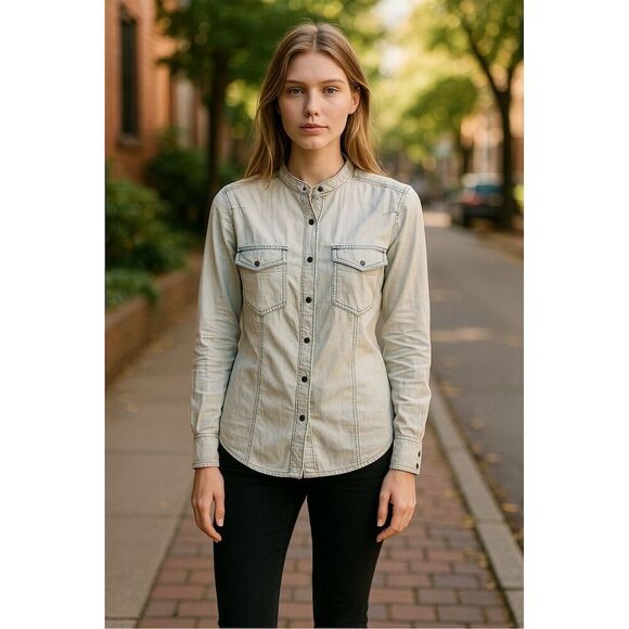 Free People Women's M Blue Chambray Button Down Shirt Long Sleeve Casual - Picture 1 of 6